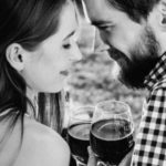 couple_drinking_wine_2