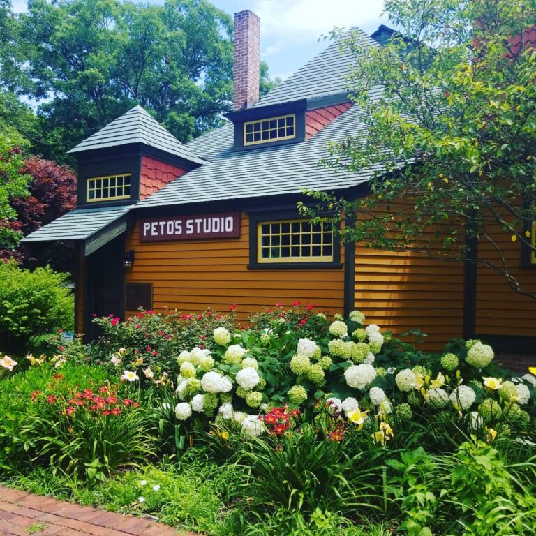 Peto Presents: Poetry in the Garden